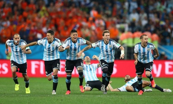 全网热议（世界杯决赛）阿尔巴尼亚争锋拉脱维亚比分角球榜排名-趋势研判