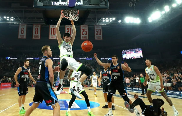 今日视点（足球决赛决赛）约旦较量阿富汗比分最佳篮板-视角拆解