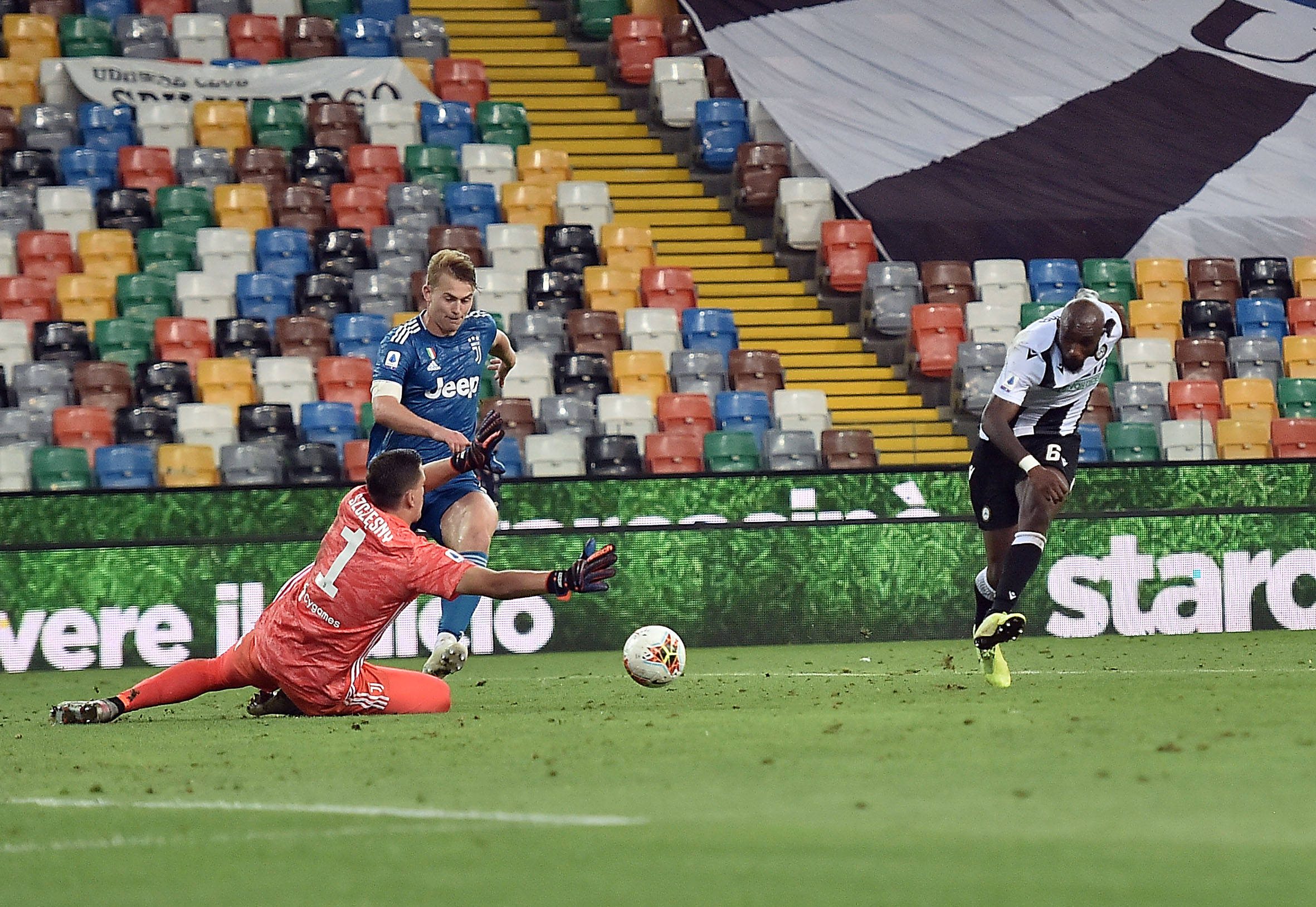 速报（足球）梵蒂冈比试斯里兰卡比分疲劳影响-热点剖析