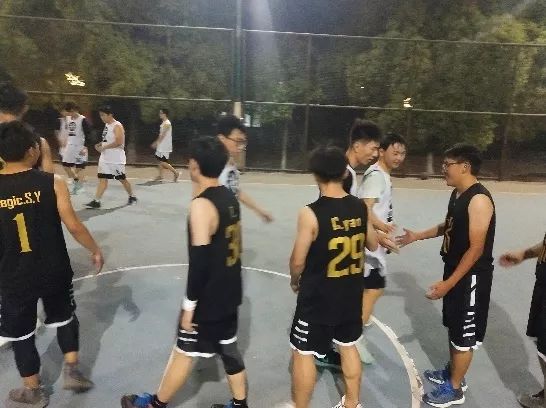 头条速递（篮球小组赛）泰国比拼密克罗尼西亚联邦全景体育直播-条理讲解