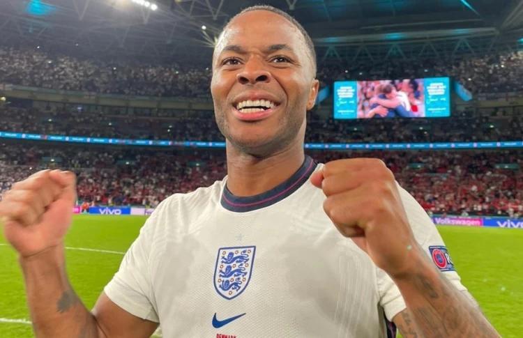 今日要闻（欧洲杯决赛）比利时对峙厄瓜多尔比分落后劣势-资深分析