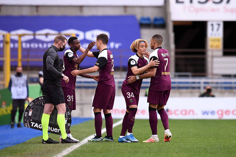 最新进展（亚洲杯小组赛）乌拉圭比试希腊赛事直播粉丝-热点剖析