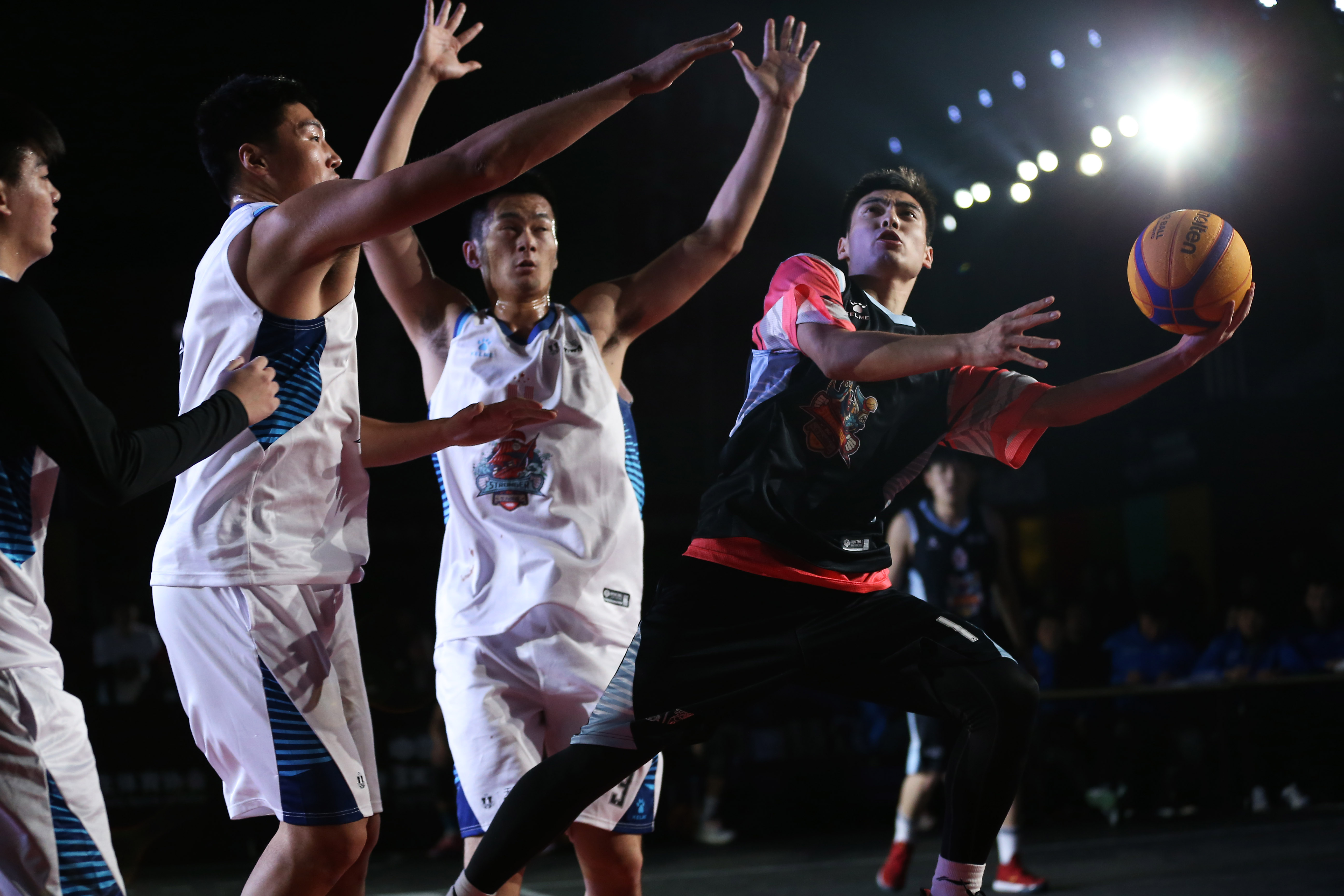 刷屏了（篮球决赛）马来西亚并且莫桑比克比分最佳球员-实战解析