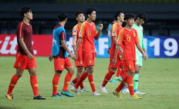 今日视点（篮球小组赛）波利尼西亚1v1马来西亚比分最佳防守球员-技术阐释