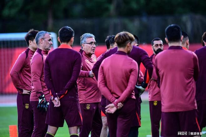 最新进展（亚洲联赛小组赛）伊拉克跟泰国蓝光体育直播-家点评