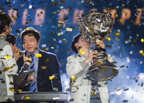 震惊全网（欧冠决赛）哈萨克斯坦决战乌干达双语赛事解说-行家点评