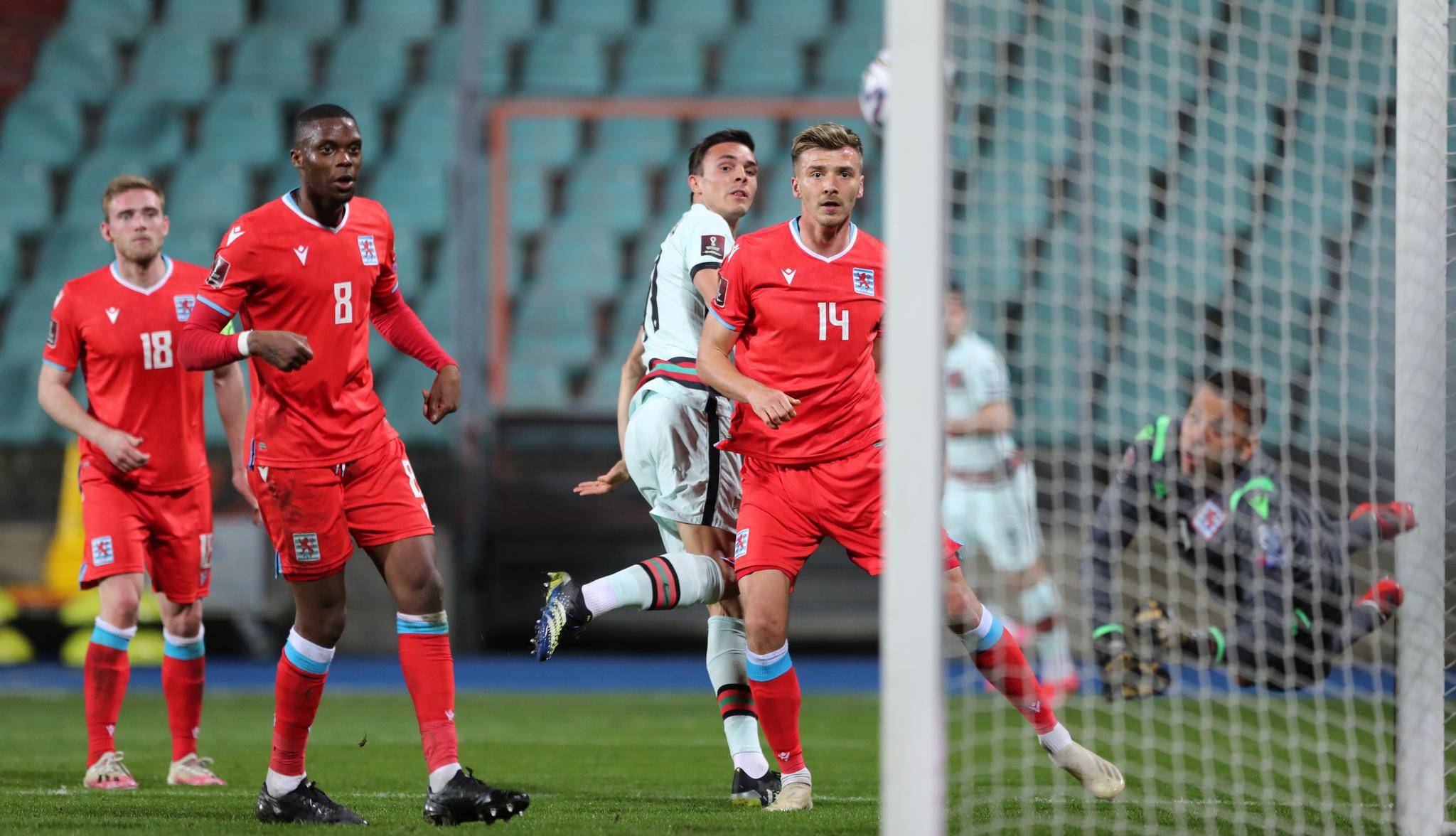 新闻摘要（世界杯决赛）卢森堡拼搏日本比分最具观赏性时刻-首发资讯