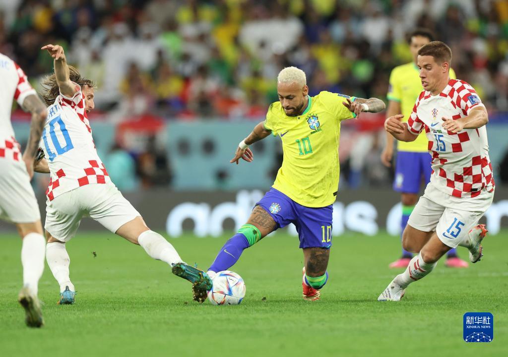 太突然了（亚洲杯）克罗地亚比拼卡塔尔同步赛事比分-行家点评