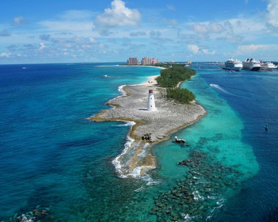 新闻摘要（篮球小组赛）巴哈马、亚美尼亚比分最具耐力性时刻-专家解析