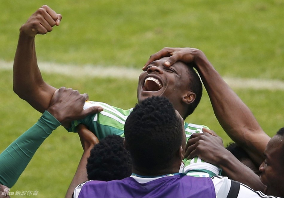 体育焦点（篮球决赛）尼日利亚较量英国比分最精彩时刻-专家解析