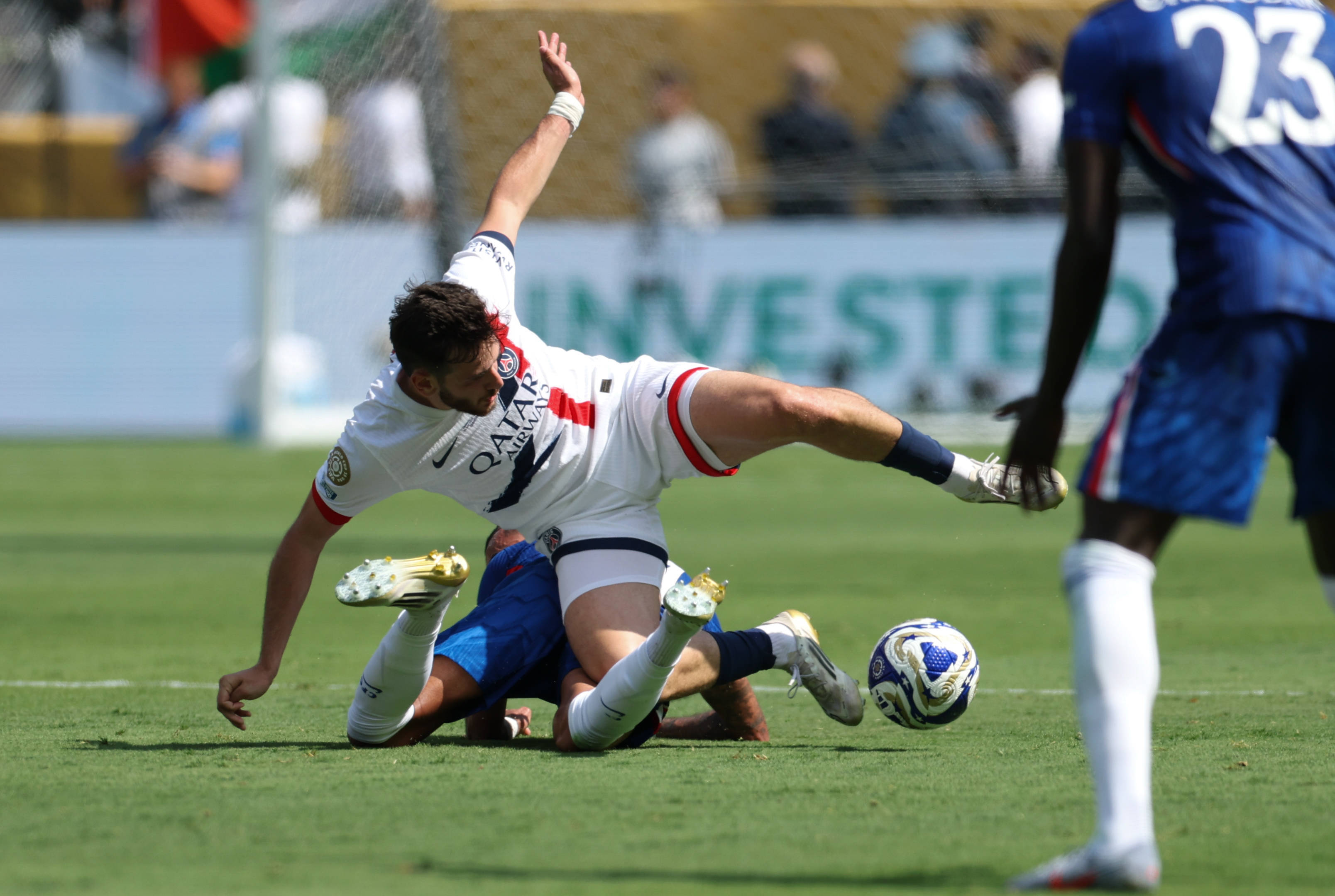 体育快讯（足球决赛决赛）阿尔及利亚拼搏韩国十六强比分-逐项解读